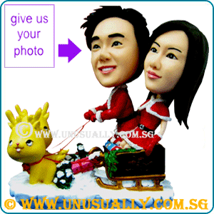 Custom 3D Limited 2010 Edition Christmas Couple Figurines